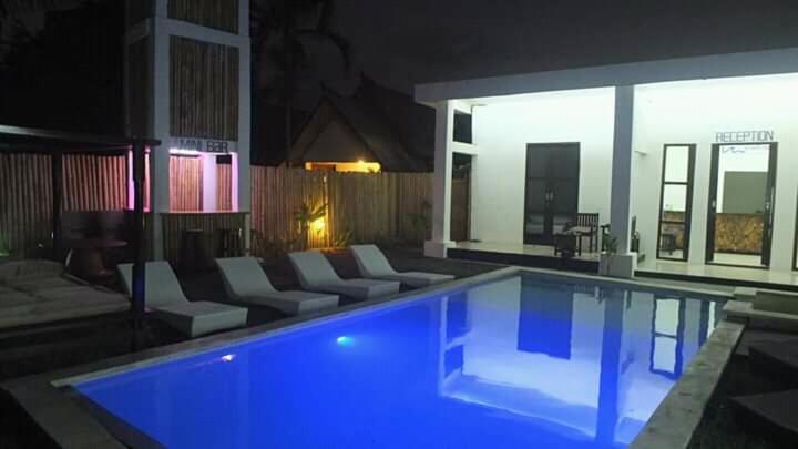 White Sands Resort Gili Trawangan Exteriör bild
