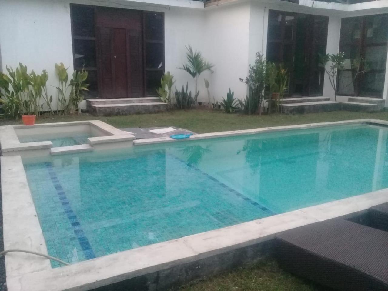 White Sands Resort Gili Trawangan Exteriör bild